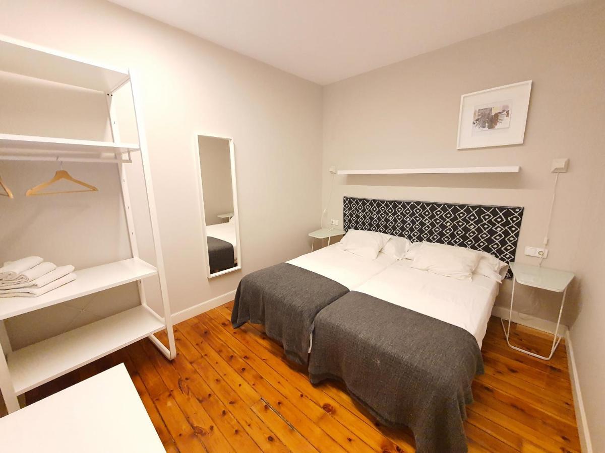 Navas I Apartment Pamplona Bagian luar foto